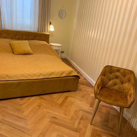New Oldtown Apartment Near St Martin Cathedral, Ac, Balcony Bratislava Exterior photo